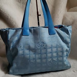 ❤❤S.O.L.D❤❤Authentic Vintage Chanel Tote